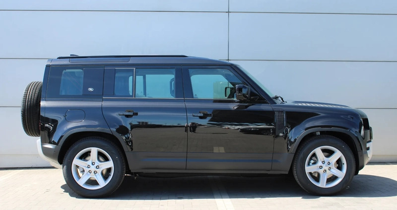 Land Rover Defender cena 373000 przebieg: 5000, rok produkcji 2024 z Dębno małe 67